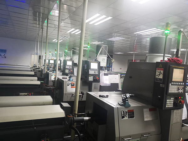 日(ri)本(ben)津(jin)上(shang)走(zou)心(xin)機(ji)設(she)備(bei)