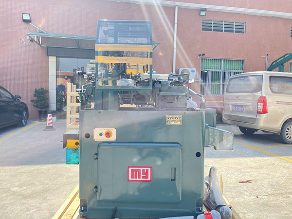 檯灣名陽(yáng)自動(dòng)(dong)車牀