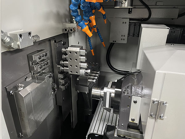 日本進(jìn)口(kou)走心機(jī)